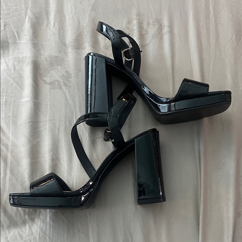Steve Madden Glossy Black Platform Heels